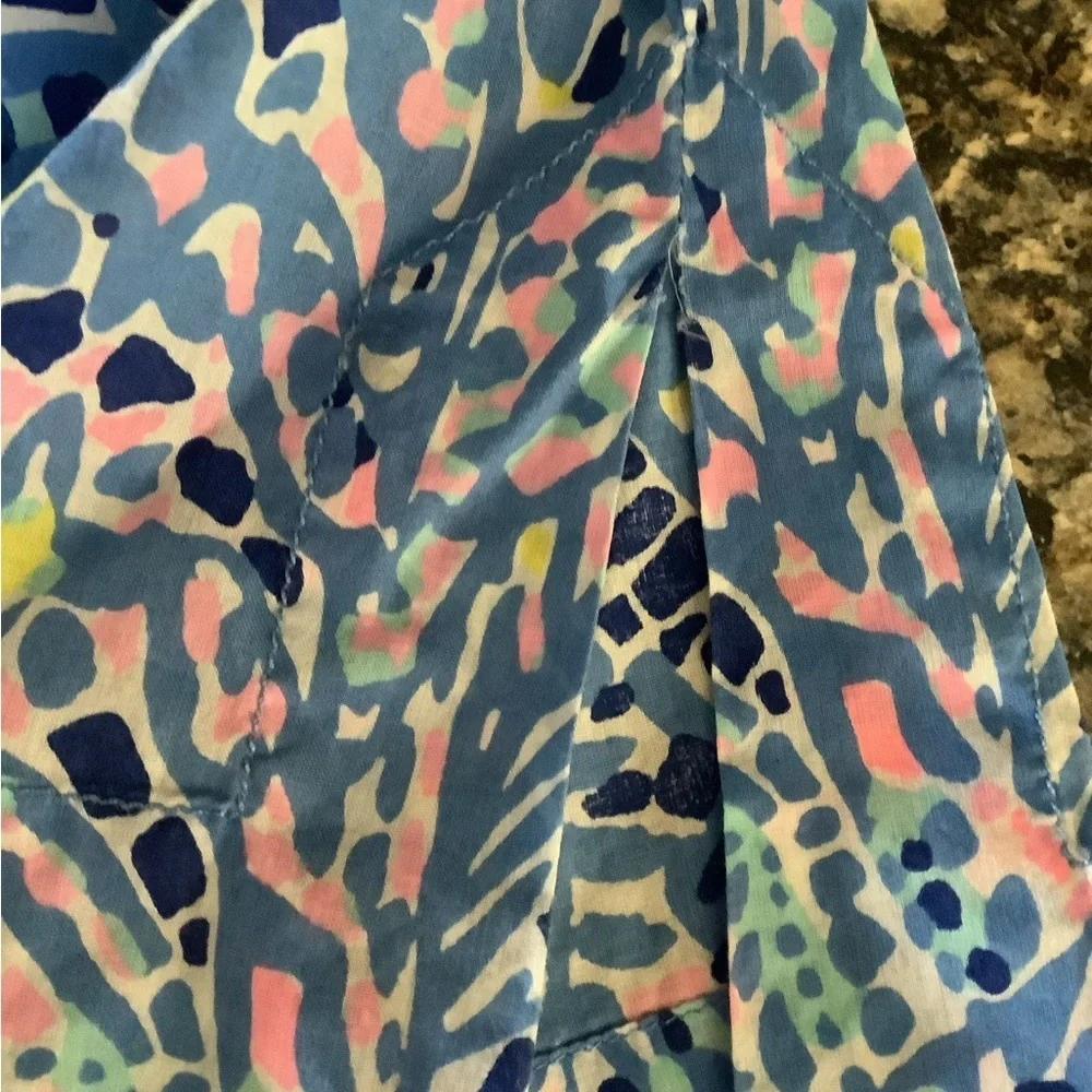 Lilly Pulitzer Amelia Island Tunic in Tic Tac Toe Tile Print, Size XS - Picture 7 of 10